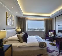 Moevenpick Hotel Bahrain Room