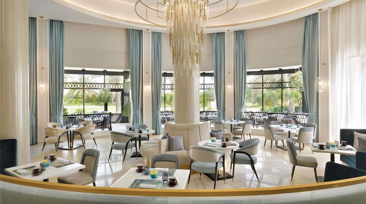 Moevenpick Hotel Bahrain Exterior