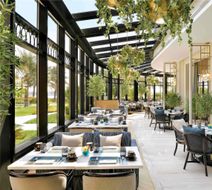 Moevenpick Hotel Bahrain Exterior