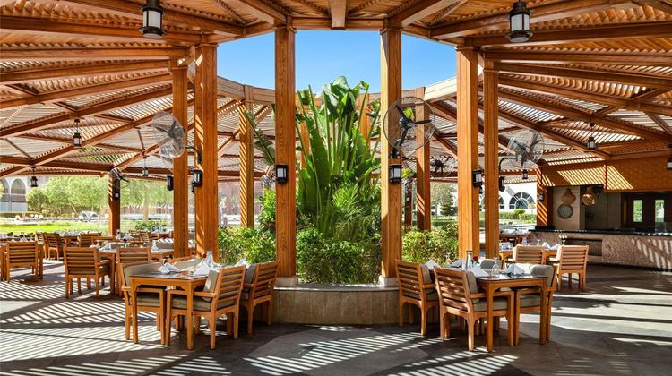 Moevenpick Resort Taba Restaurant