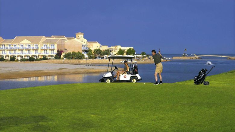 <b>Moevenpick Resort & Spa El Gouna Golf</b>. Images powered by <a href="https://iceportal.shijigroup.com/" title="IcePortal" target="_blank">IcePortal</a>.