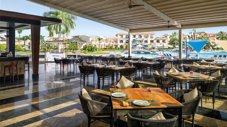 Moevenpick Hotel Casino Cairo-Media City Restaurant