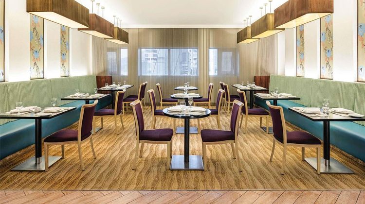 Moevenpick Hotel & Residence Hajar Tower Restaurant