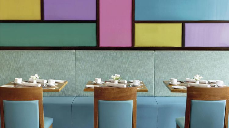 Moevenpick Hotel & Residence Hajar Tower Restaurant