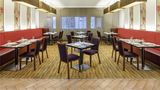 Moevenpick Hotel & Residence Hajar Tower Restaurant