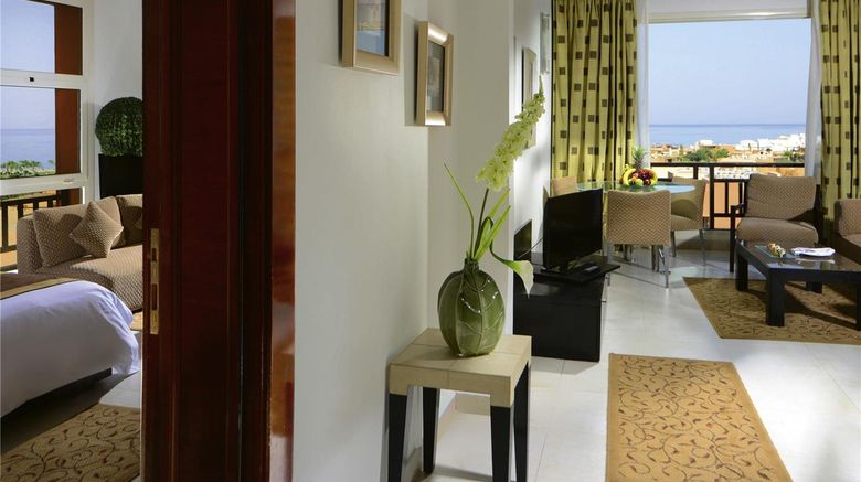 <b>Moevenpick Resort El Sokhna Suite</b>. Images powered by <a href="https://iceportal.shijigroup.com/" title="IcePortal" target="_blank">IcePortal</a>.