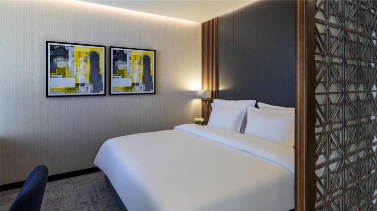 Anwar Al Madinah Moevenpick Hotel Suite