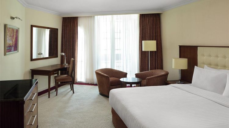 Moevenpick Hotel Karachi Room