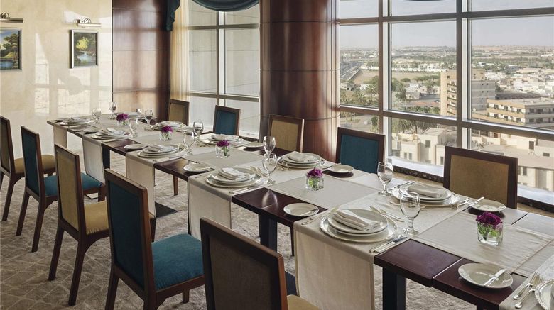 <b>Moevenpick Hotel Qassim Meeting</b>. Images powered by <a href="https://iceportal.shijigroup.com/" title="IcePortal" target="_blank">IcePortal</a>.