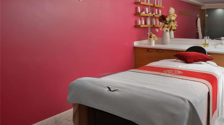 <b>Moevenpick Hotel Mansour Eddahbi Spa</b>. Images powered by <a href="https://iceportal.shijigroup.com/" title="IcePortal" target="_blank">IcePortal</a>.