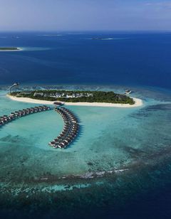 Kuredhivaru Resort & Spa