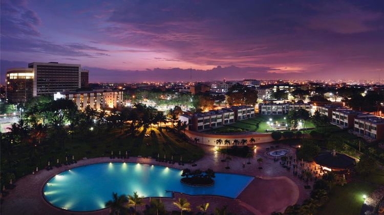 Moevenpick Ambassador Hotel Accra Exterior