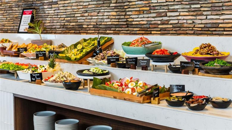 <b>Moevenpick Ambassador Hotel Accra Restaurant</b>. Images powered by <a href="https://iceportal.shijigroup.com/" title="IcePortal" target="_blank">IcePortal</a>.