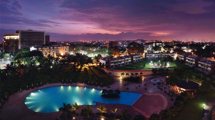 Moevenpick Ambassador Hotel Accra Exterior