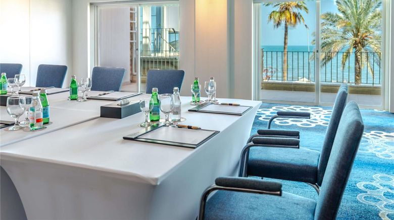 <b>Moevenpick Hotel & Resort  Al Bida'a Meeting</b>. Images powered by <a href="https://iceportal.shijigroup.com/" title="IcePortal" target="_blank">IcePortal</a>.