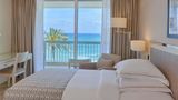 <b>Moevenpick Hotel Beirut Room</b>. Images powered by <a href="https://iceportal.shijigroup.com/" title="IcePortal" target="_blank">IcePortal</a>.