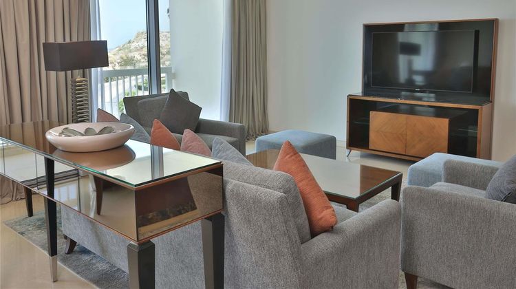 Moevenpick Hotel Beirut Suite