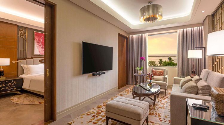 Admiral Hotel Manila - MGallery Suite