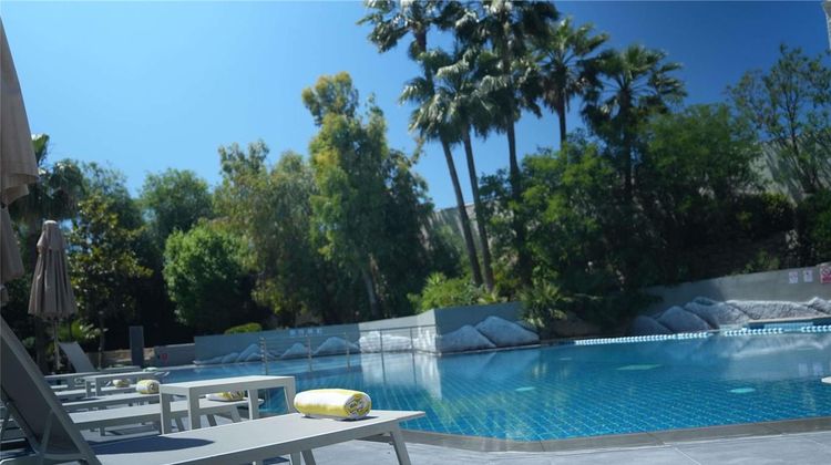 Moevenpick Hotel Amman Pool