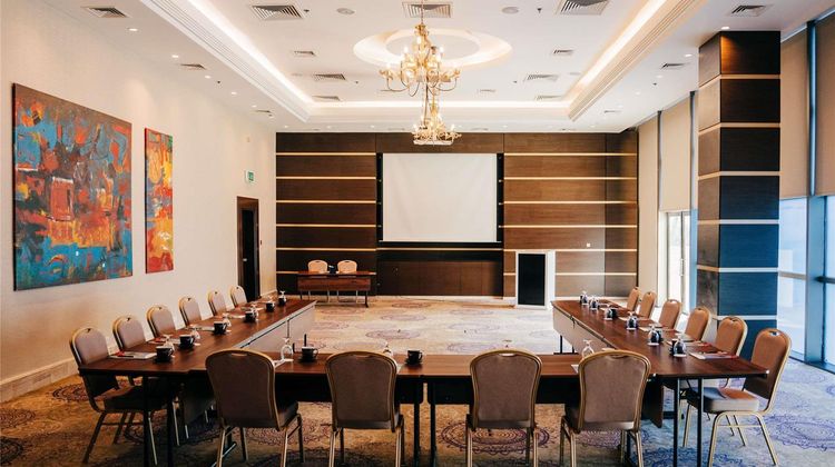 Moevenpick Hotel Amman Meeting