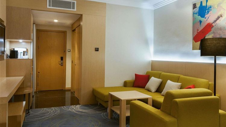 Moevenpick Hotel Amman Suite