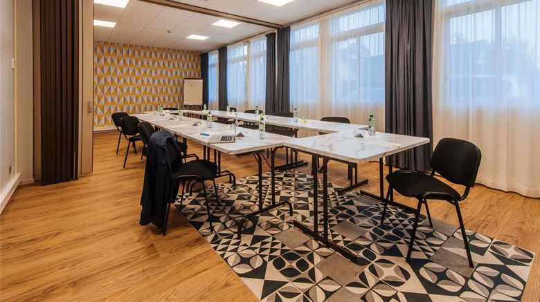 <b>Ibis Styles Ancenis Centre Meeting</b>. Images powered by <a href="https://iceportal.shijigroup.com/" title="IcePortal" target="_blank">IcePortal</a>.