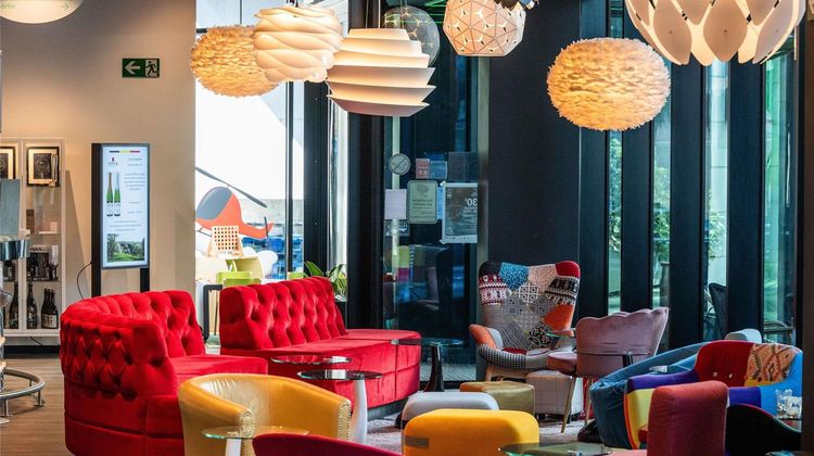 Ibis Styles Liege Guillemins Exterior