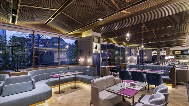 <b>Novotel Xi'An The Bell Tower Restaurant</b>. Images powered by <a href="https://iceportal.shijigroup.com/" title="IcePortal" target="_blank">IcePortal</a>.