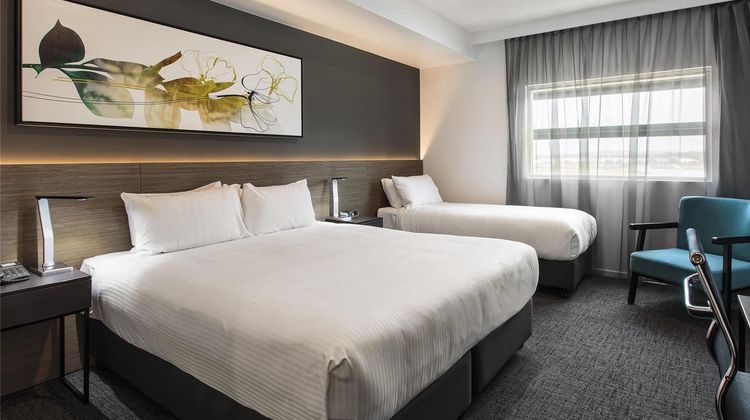 Mercure Sunshine Coast Kawana Waters Room