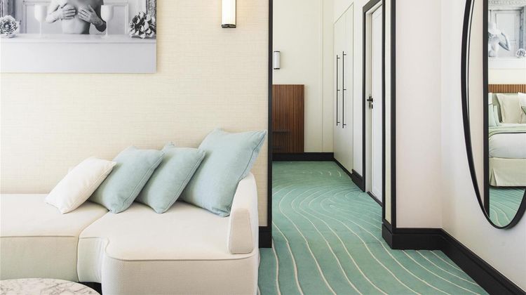 Mondrian Cannes Suite