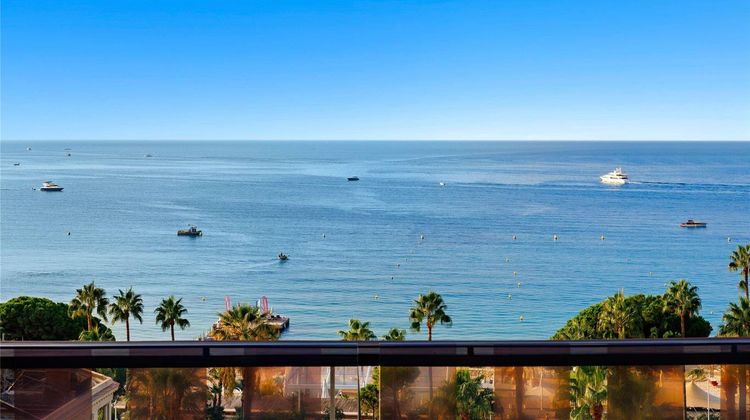 Mondrian Cannes Exterior