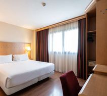 Catalonia La Maquinista Room