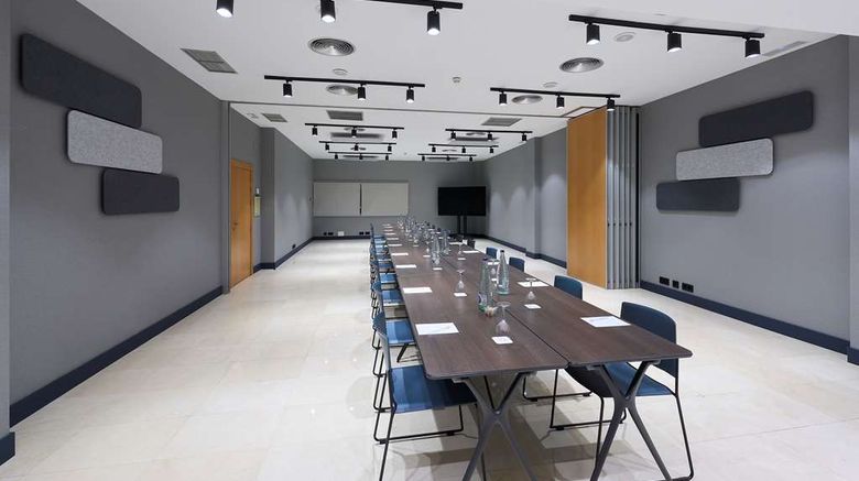 <b>Catalonia La Maquinista Meeting</b>. Images powered by <a href="https://iceportal.shijigroup.com/" title="IcePortal" target="_blank">IcePortal</a>.