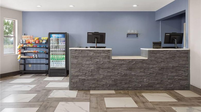 <b>Days Inn by Wyndham Rawlins Lobby</b>. Images powered by <a href="https://iceportal.shijigroup.com/" title="IcePortal" target="_blank">IcePortal</a>.