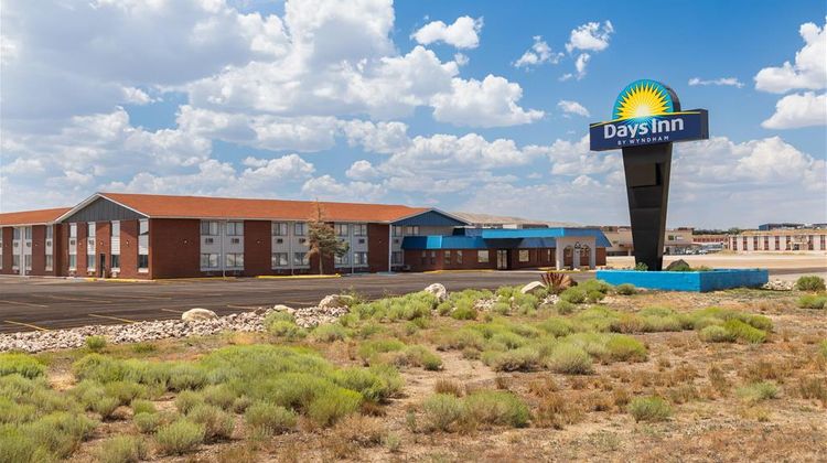 Days Inn by Wyndham Rawlins Exterior