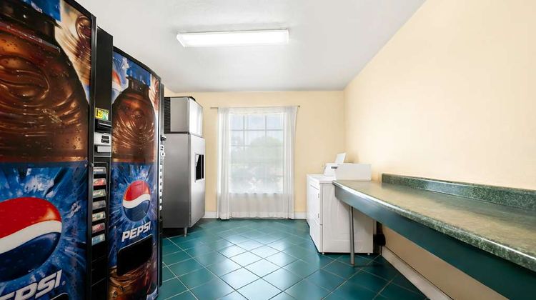 Americas Best Value Clewiston Inn Other