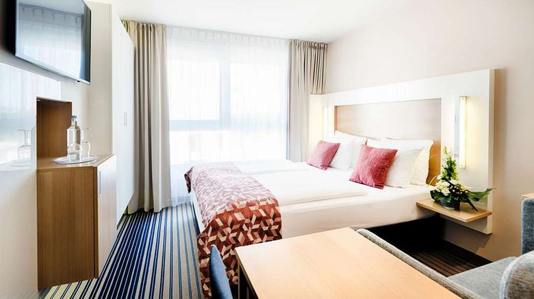 <b>Best Western Plus Welcome Hotel FRA Room</b>. Images powered by <a href="https://iceportal.shijigroup.com/" title="IcePortal" target="_blank">IcePortal</a>.