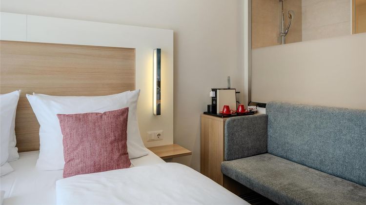 Best Western Plus Welcome Hotel FRA Room