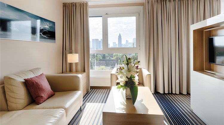Best Western Plus Welcome Hotel FRA Suite