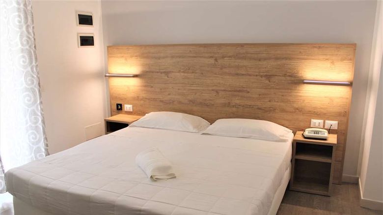 <b>Casena dei Colli, Sure Hotel Coll by BW Room</b>. Images powered by <a href="https://iceportal.shijigroup.com/" title="IcePortal" target="_blank">IcePortal</a>.