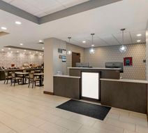 Best Western Plus Chicago Southland Lobby