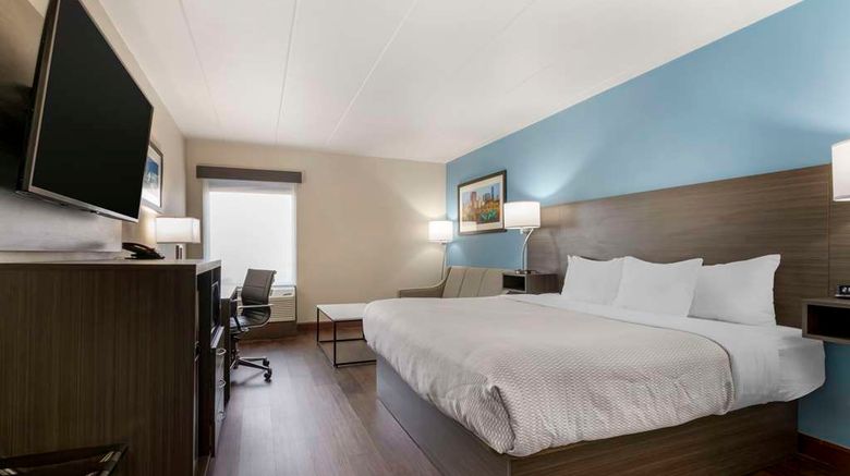 <b>Best Western Plus Chicago Southland Room</b>. Images powered by <a href="https://iceportal.shijigroup.com/" title="IcePortal" target="_blank">IcePortal</a>.