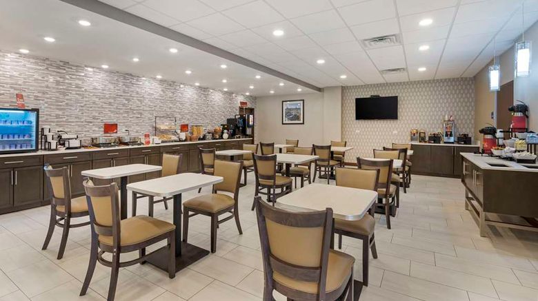 <b>Best Western Plus Chicago Southland Restaurant</b>. Images powered by <a href="https://iceportal.shijigroup.com/" title="IcePortal" target="_blank">IcePortal</a>.