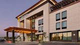 <b>La Quinta Inn & Suites by Wyndham Exterior</b>. Images powered by <a href="https://iceportal.shijigroup.com/" title="IcePortal" target="_blank">IcePortal</a>.