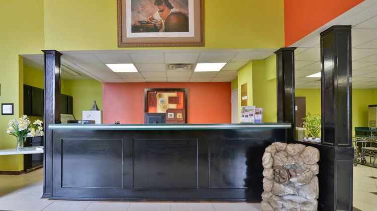 Americas Best Value Inn & Suites Lobby