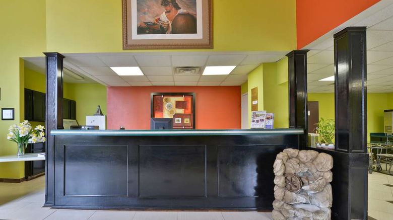 <b>Americas Best Value Inn & Suites Lobby</b>. Images powered by <a href="https://iceportal.shijigroup.com/" title="IcePortal" target="_blank">IcePortal</a>.
