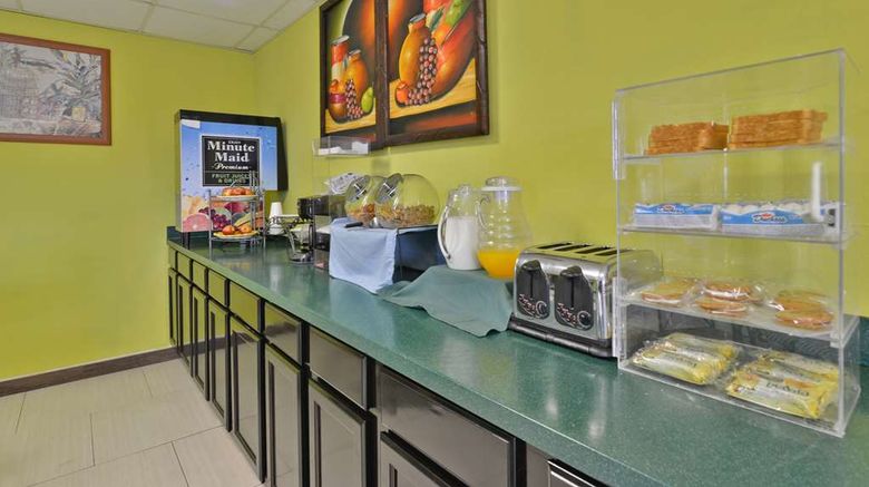 <b>Americas Best Value Inn & Suites Restaurant</b>. Images powered by <a href="https://iceportal.shijigroup.com/" title="IcePortal" target="_blank">IcePortal</a>.