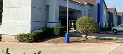 Americas Best Value Inn & Suites Exterior