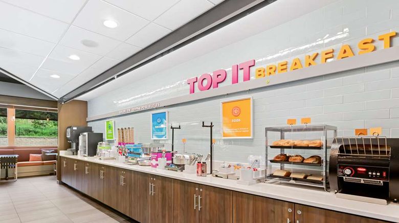 <b>Tru by Hilton Asheville East Restaurant</b>. Images powered by <a href="https://iceportal.shijigroup.com/" title="IcePortal" target="_blank">IcePortal</a>.