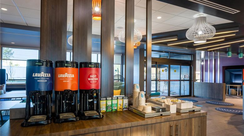 <b>Tru by Hilton Ashland Lobby</b>. Images powered by <a href="https://iceportal.shijigroup.com/" title="IcePortal" target="_blank">IcePortal</a>.